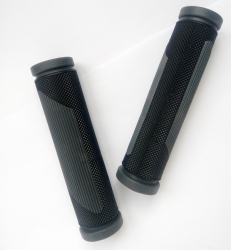 Ручки (грипсы) для самоката 125 мм серые / черные